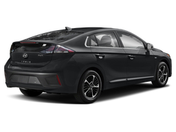 High resolution view of the Hyundai Ioniq Plug-In Hybrid